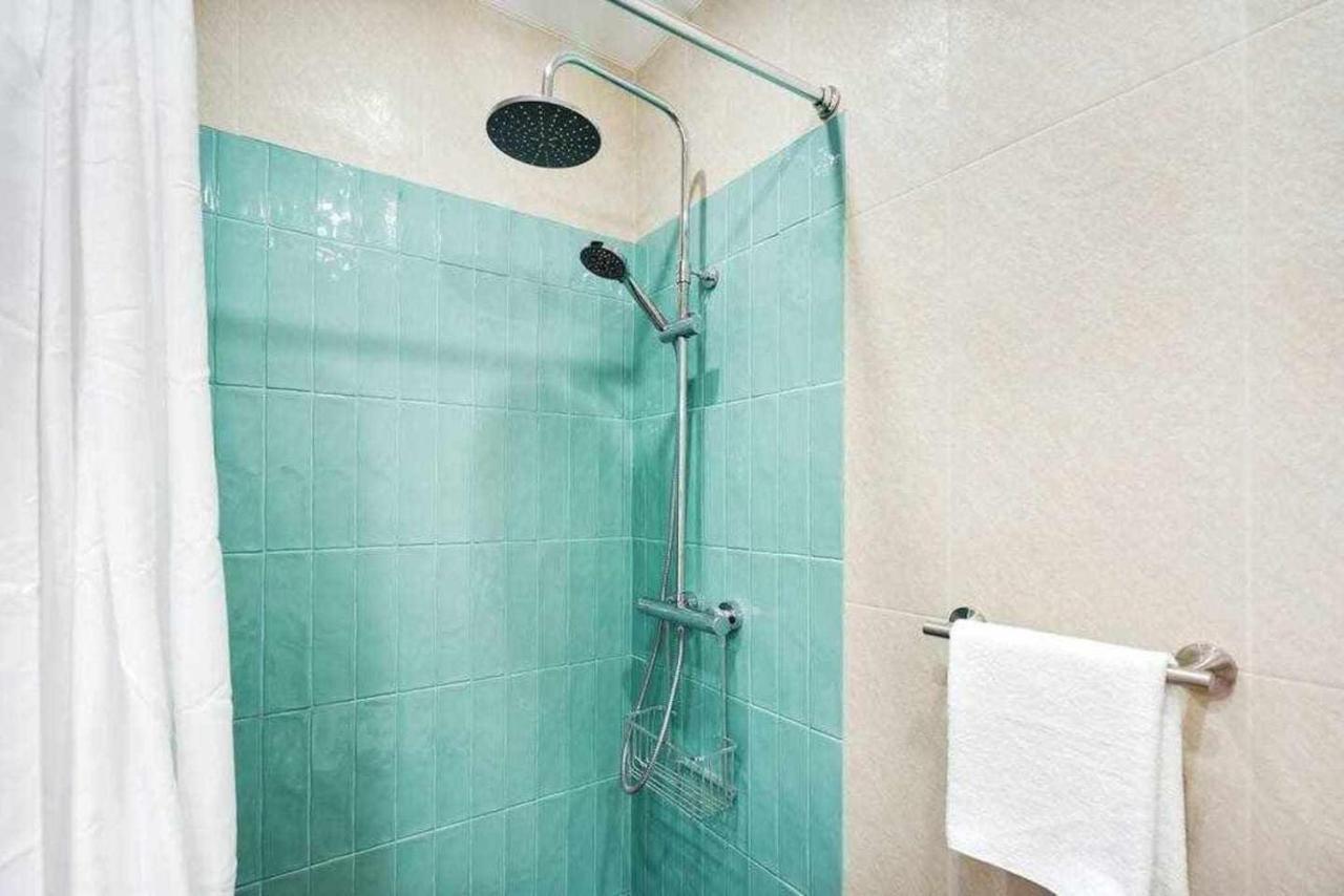 Espanhouse Maestro Sea View Apartment Торевиеха Екстериор снимка